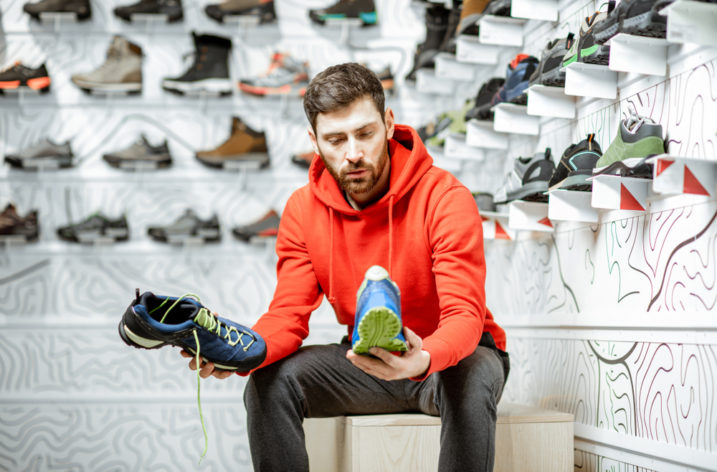 5 tipov, ako kúpiť dobre padnúcu obuv