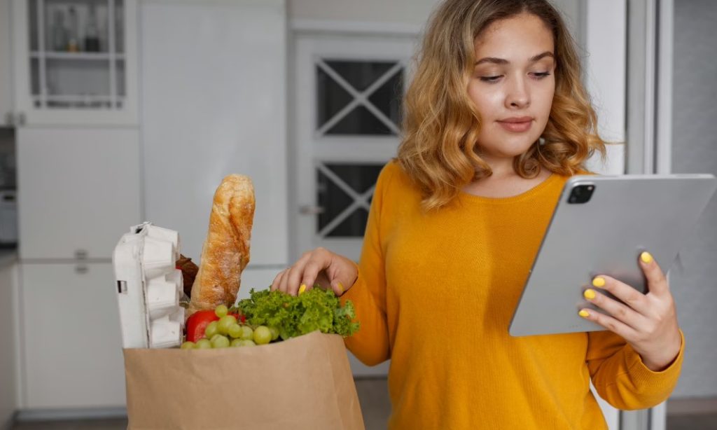 Úsporné nakupovanie potravin pre rodinu: Ako plánovať a čo kúpiť s Kaufino a Mroferto